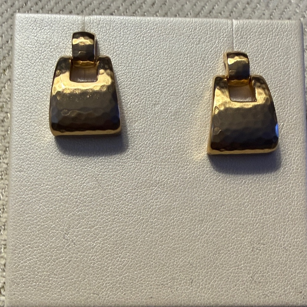 Elegant Goldtone Hammered Earrings
